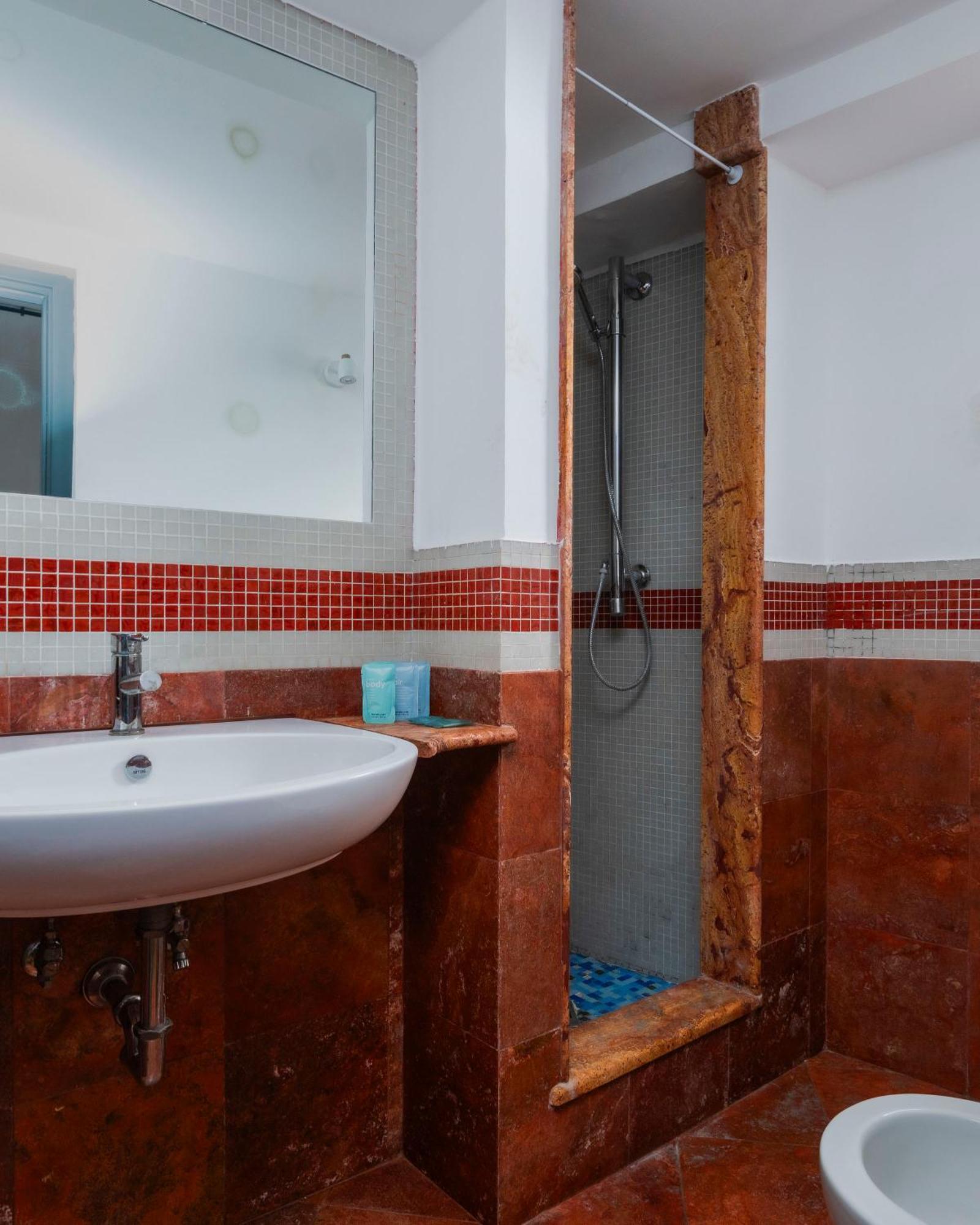 Zen Guest House Liv'In San Lorenzo ローマ エクステリア 写真